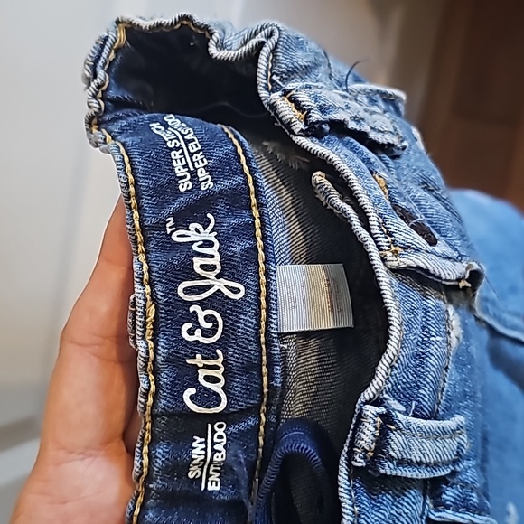 Cat & Jack 18mos daisy floral jeans - Picture 3 of 5